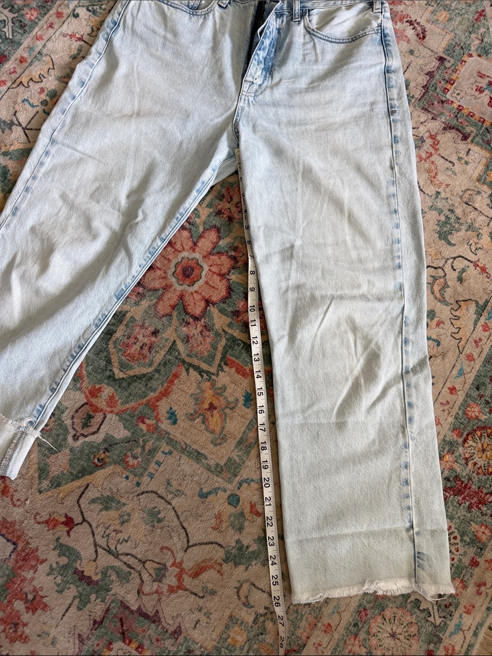 Frame Denim Light Blue Le Jane Crop Jeans with Cuffed Hem - Picture 4 of 4